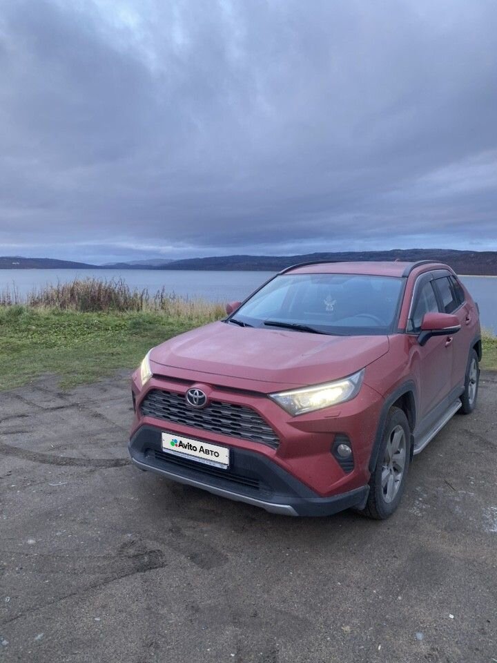 Toyota RAV4: фото владельца