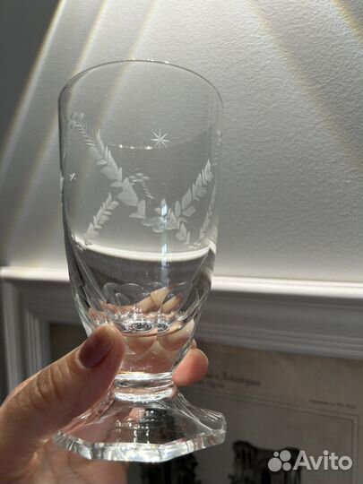 Набор старинных бокалов и рюмок