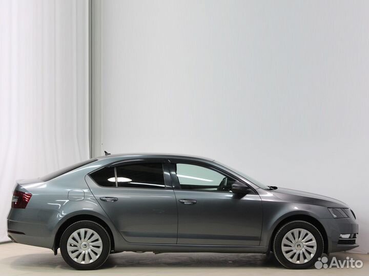 Skoda Octavia 1.8 МТ, 2018, 65 887 км