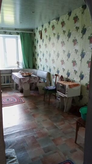 4-к. квартира, 85 м², 1/1 эт.