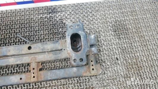 Усилитель бампера передний (кронштейн) toyota RAV