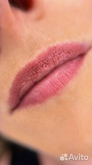 Перманентный макияж губ