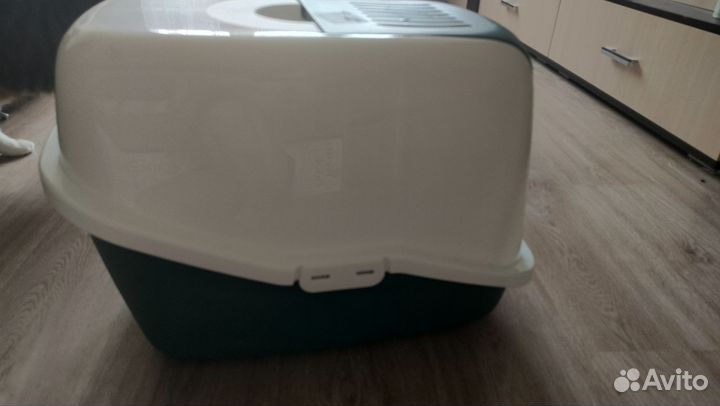 Закрытый лоток для кошек