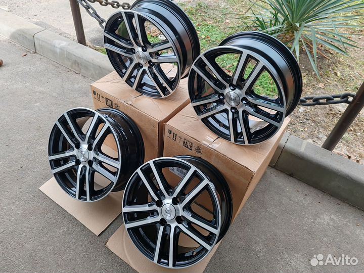 Новые диски R-15 Tech Line (4x100)