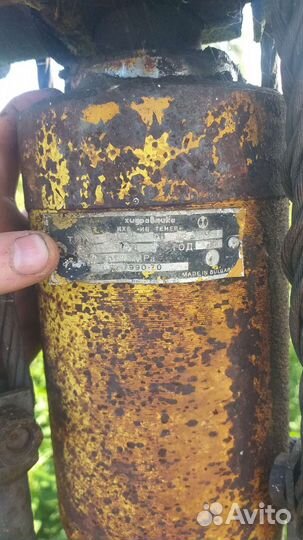 Прицепной вилочный погрузчик к трактору