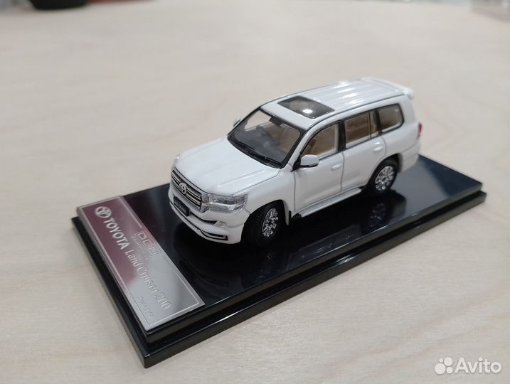 Toyota Land Cruiser 200 Facelift (2015-2021)