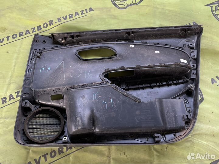 Обшивка двери левая передняя Volkswagen Polo седан