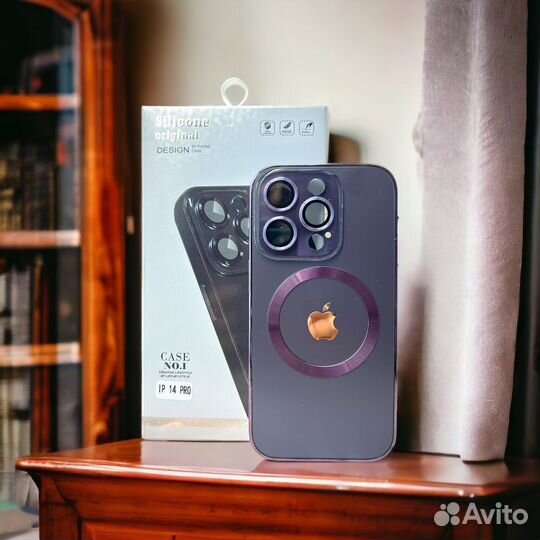 Чехол на iPhone 11, 12, 13, 14