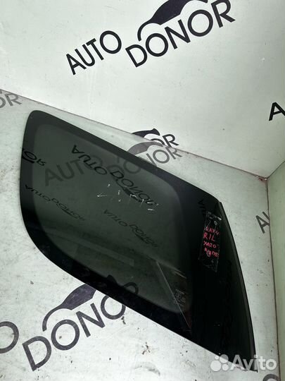 Форточка задняя левая купе toyota rav 4 xa20