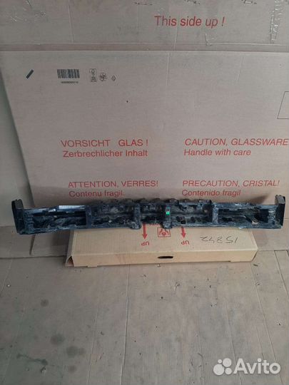 Наполнитель переднего бампера Challenger