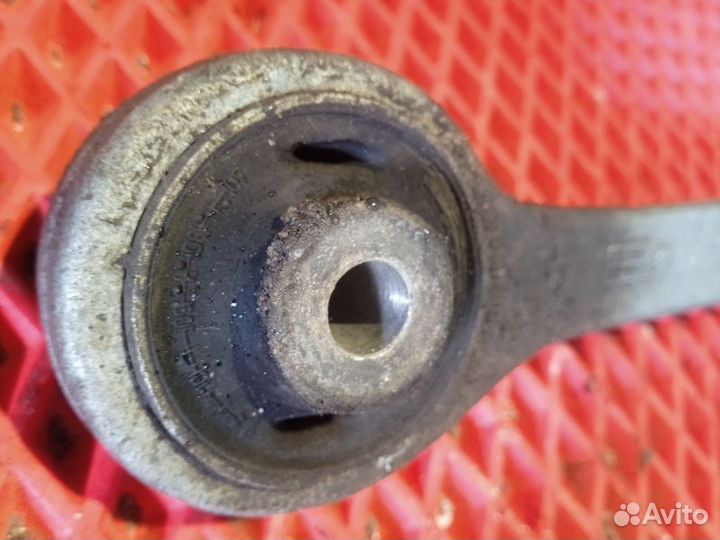 Рычаг передний правый Volkswagen Passat