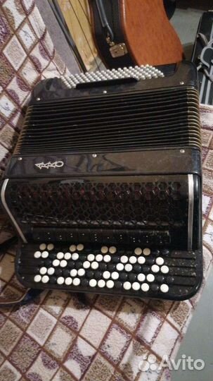 Готововыборный, регистровый баян Акко