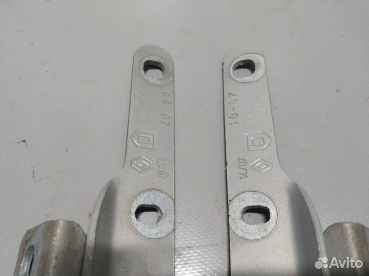 Петли капота Renault Logan седан K7MF 710 1.6 2009