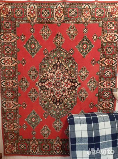 Ковер бу шерстяной