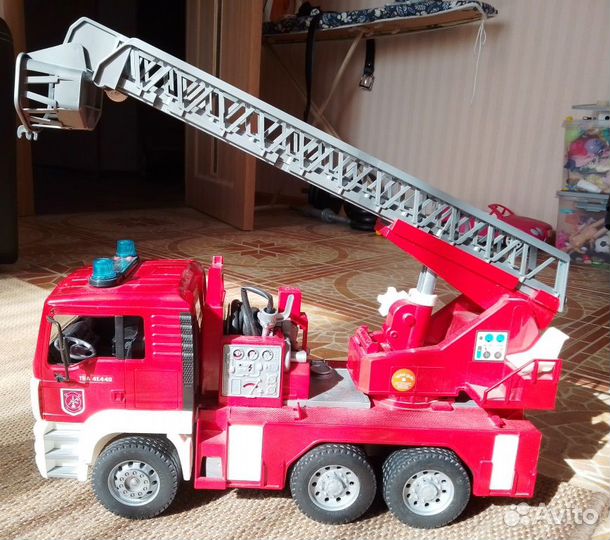 Пожарная машина MAN