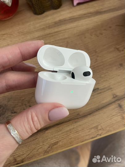 Наушники apple