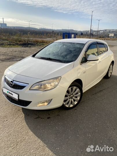 Opel Astra 1.6 AT, 2012, 165 600 км