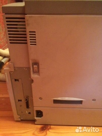 Цветной лазерный принтер Epson AcuLaser C1000