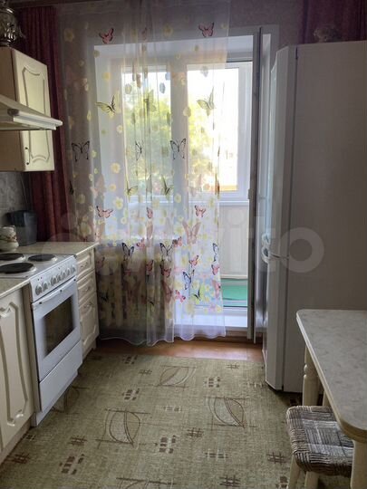 3-к. квартира, 65 м², 1/9 эт.