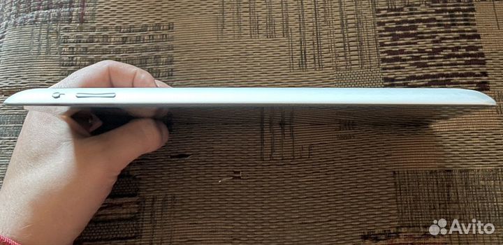 iPad (4-го поколения) Wi-Fi + Cellular 16GB(Black)