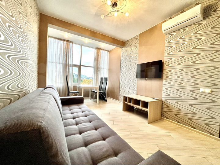 2-к. квартира, 68 м², 8/18 эт.