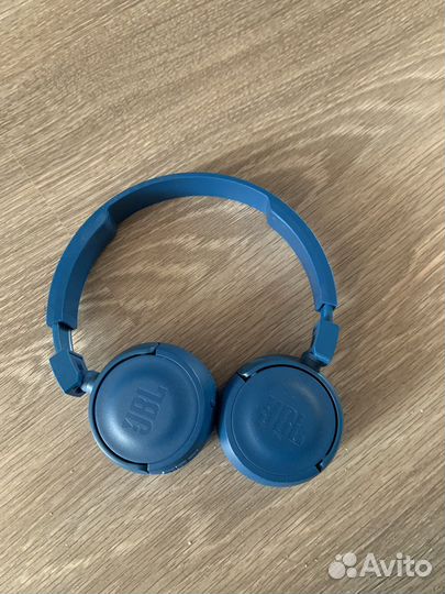 Беспроводные наушники JBL t450bt