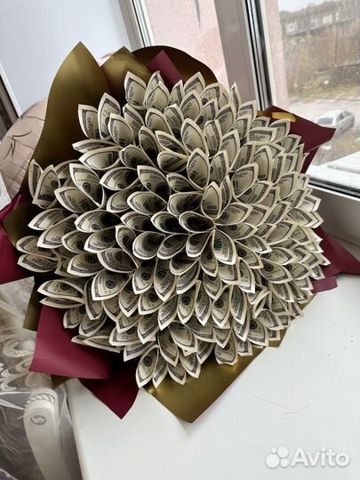 Букет из долларов