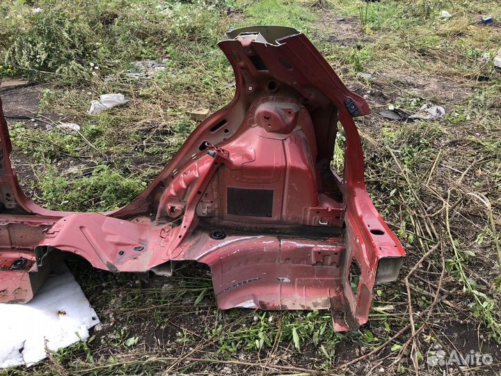 Крыло заднее правое (Skoda Fabia)