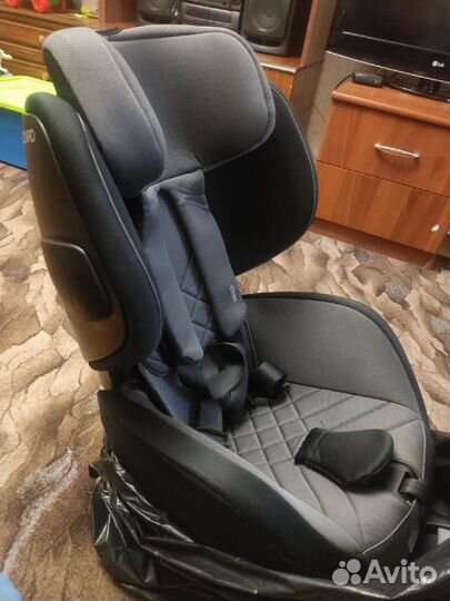 Автокресло детское Recaro Optiafix