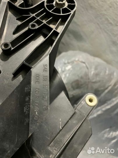 Фара правая перед Mercedes-benz C класс W204/S204