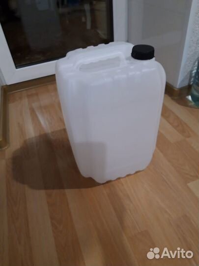 Канистра пластиковая 20 литров