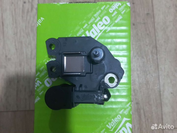 Оригинальные щетки генератора ford 3