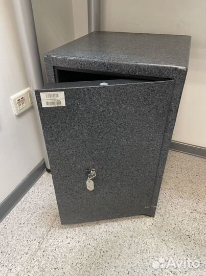 Сейф bioinjector кассир SC4110