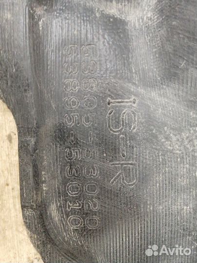 Подкрылок передний правый 53805-53020 Lexus IS II