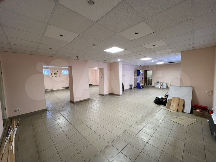 Торговая площадь, 160 м²