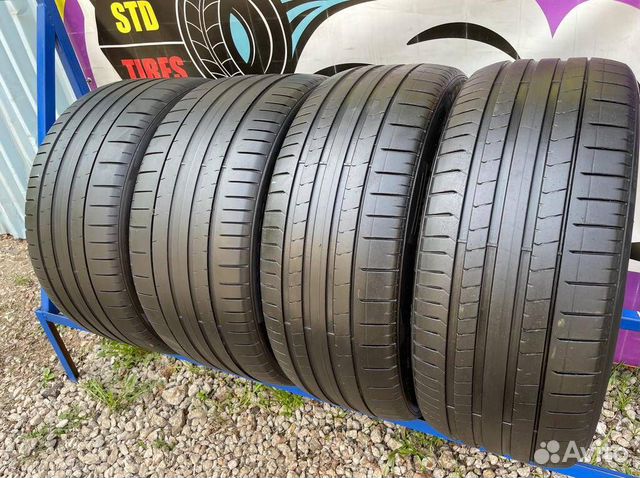 Pirelli P Zero PZ4 225/45 R18
