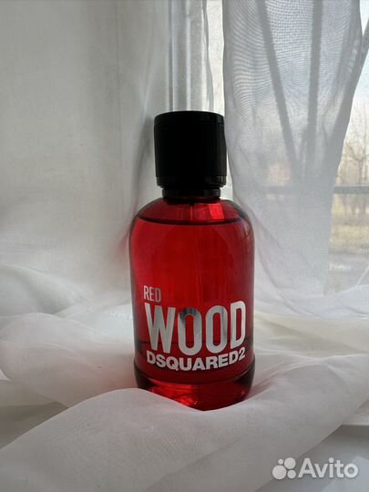 RED wood dsquared2 туалетная вода