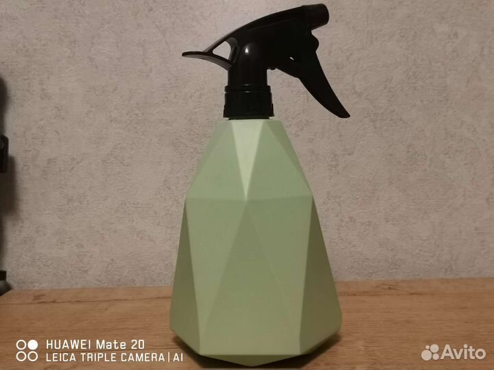 Брызгалка для цветов