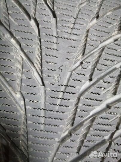 Nokian Tyres Hakkapeliitta R2 235/45 R18