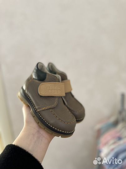 Детская весенняя обувь