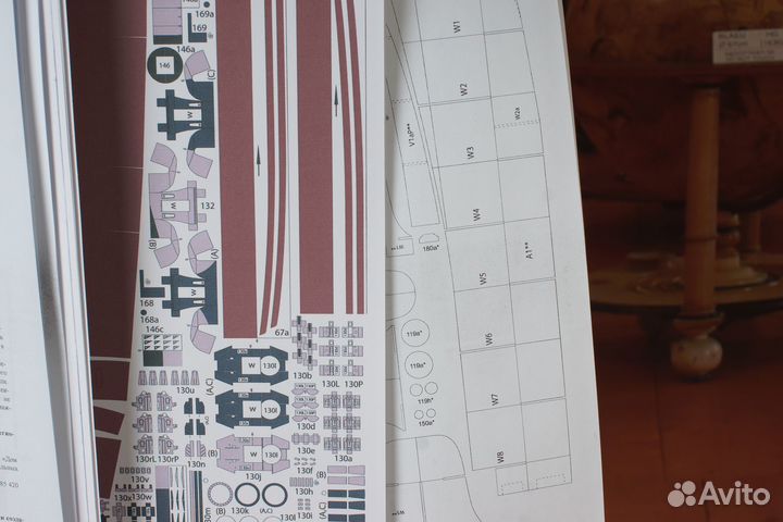 Легкий крейсер HMS Colombo