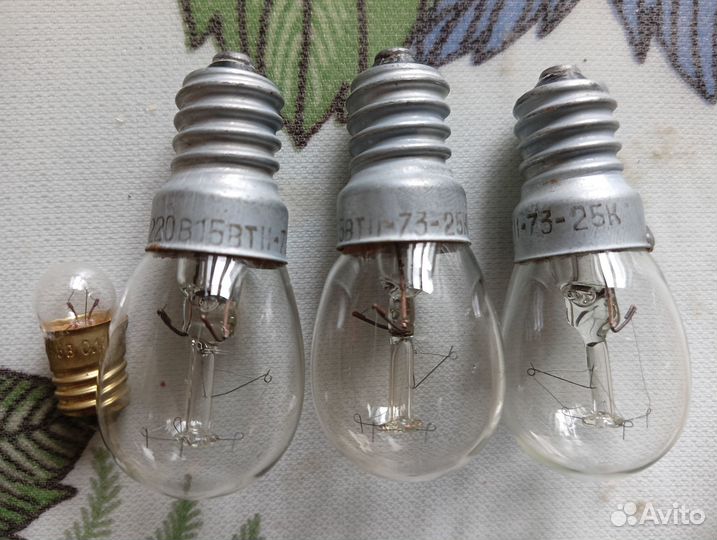 Лампочки 15 Вт E14 (для холодильника)