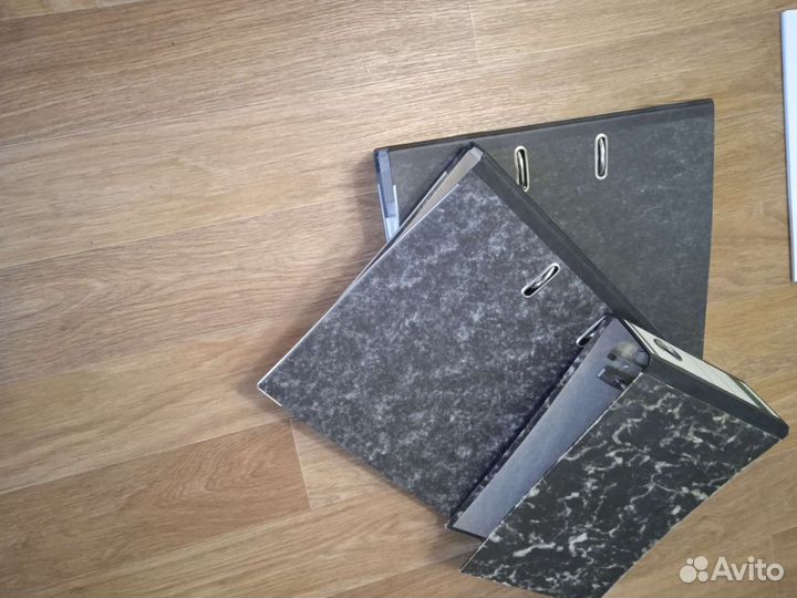 Пластиковые папки, ежедневники, конверты, уголки