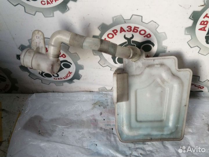 Бачок омывателя Skoda Octavia A5