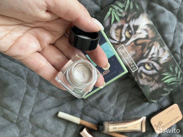 Набор косметики пакетом