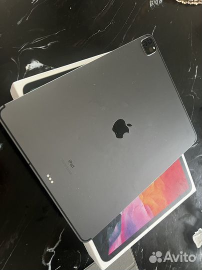 iPad pro 12.9 2020