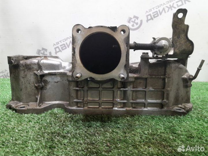 Впускной коллектор Toyota Rav4 A40 2.0 diesel 2013