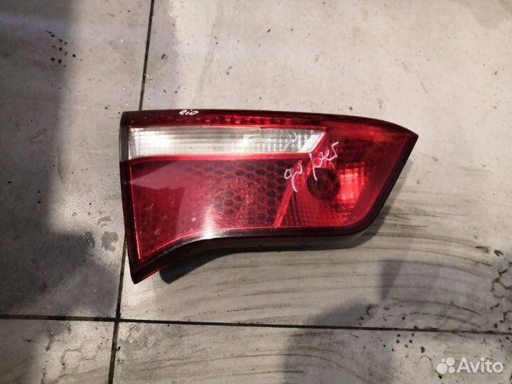 Фонарь в крышку задний левый Kia Rio 3