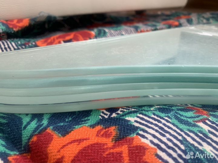 Стеклянные полки