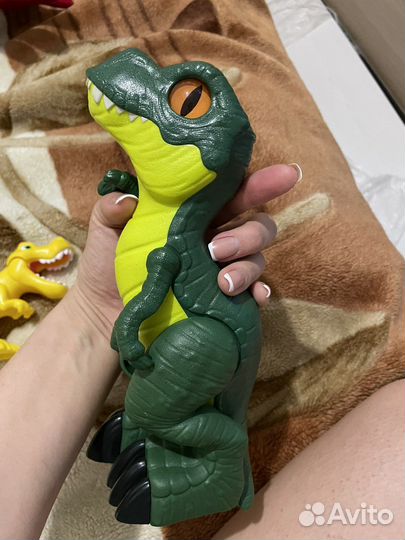 Игрушки динозавры